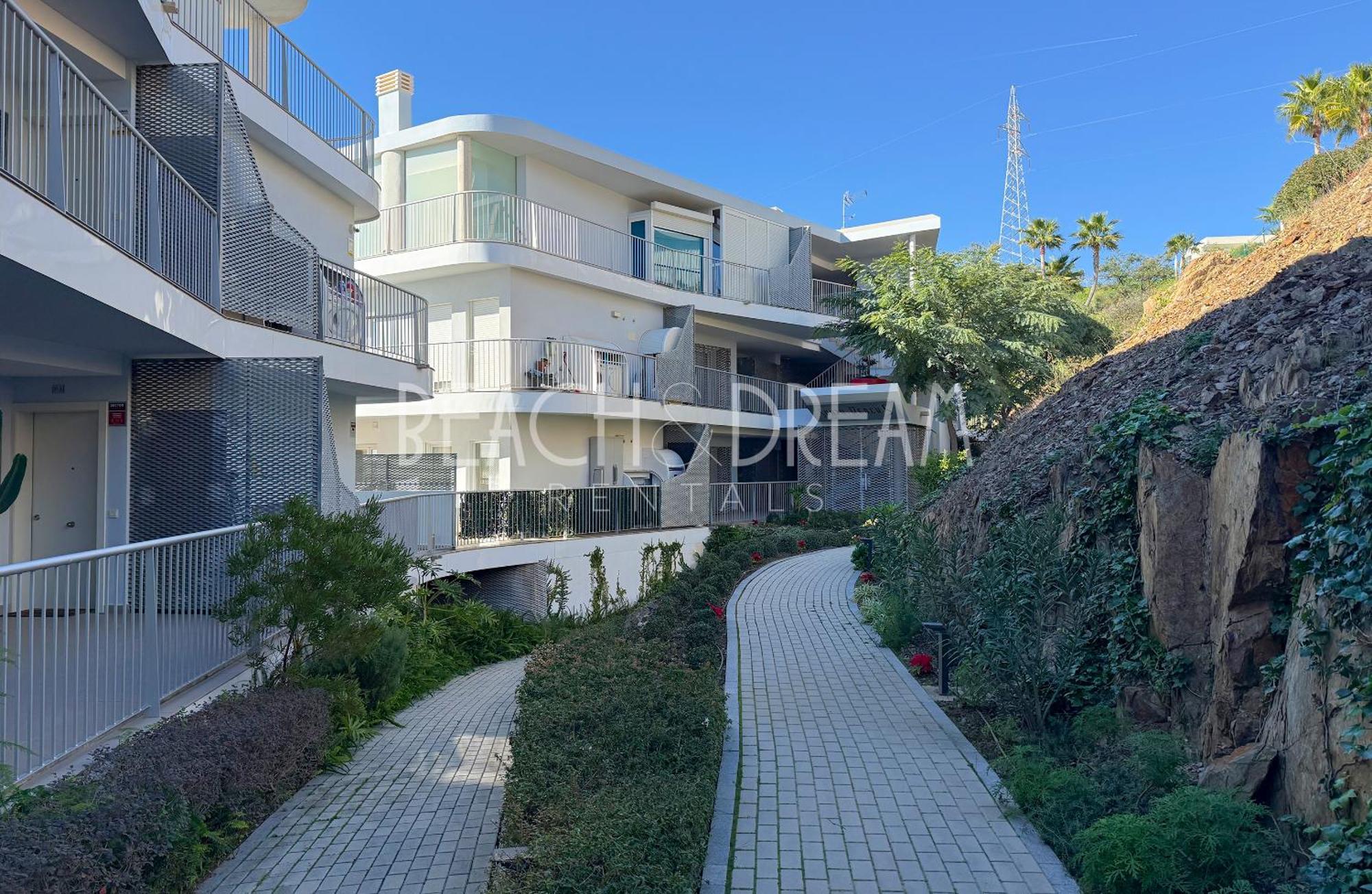 Relax In Reserva Del Higueron - Crystalline Apartment